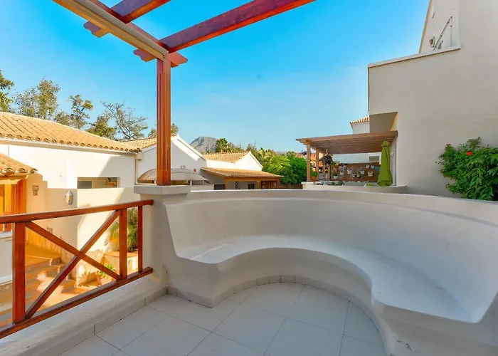 Playa De Americas 度假居 阿罗纳